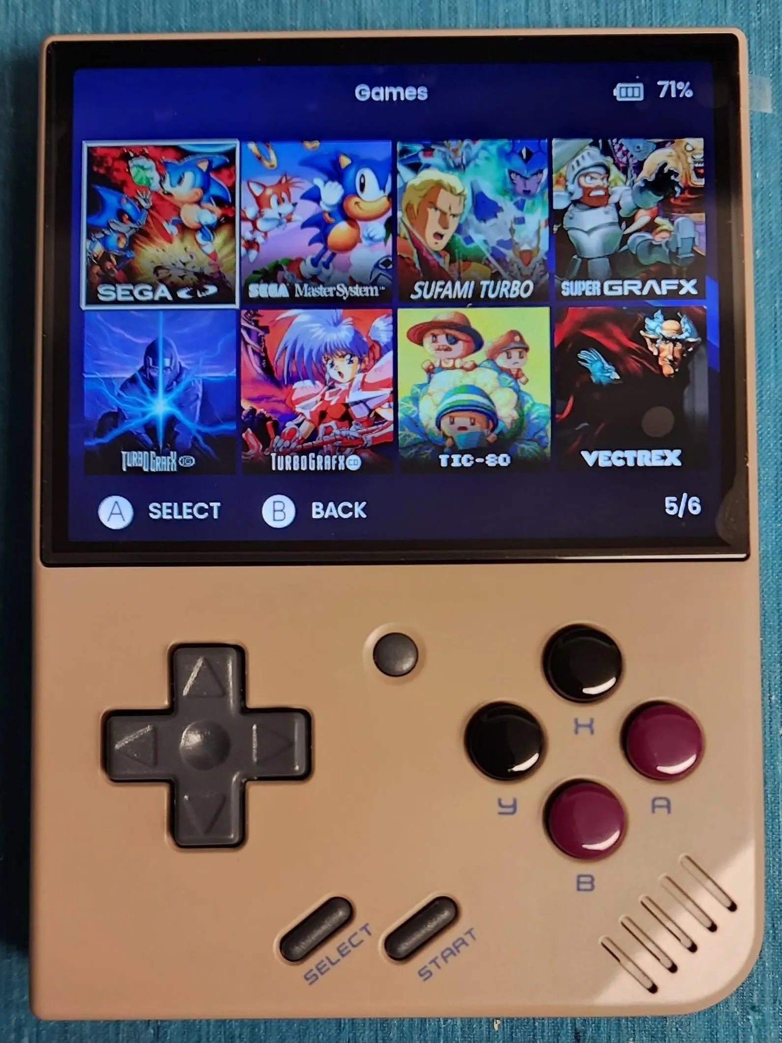 Miyoo Mini+ Plus + 64GB or 128GB Onion OS fully configured gaming handheld console, 40+ systems plug and play - Arcadeclassics