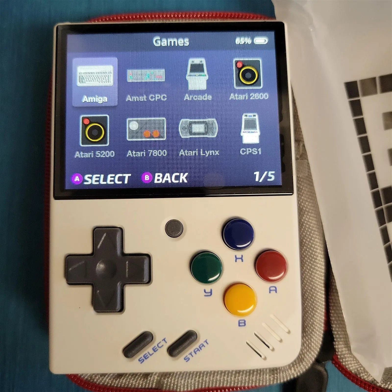 Miyoo Mini+ Plus + 64GB or 128GB Onion OS fully configured gaming handheld console, 40+ systems plug and play - Arcadeclassics