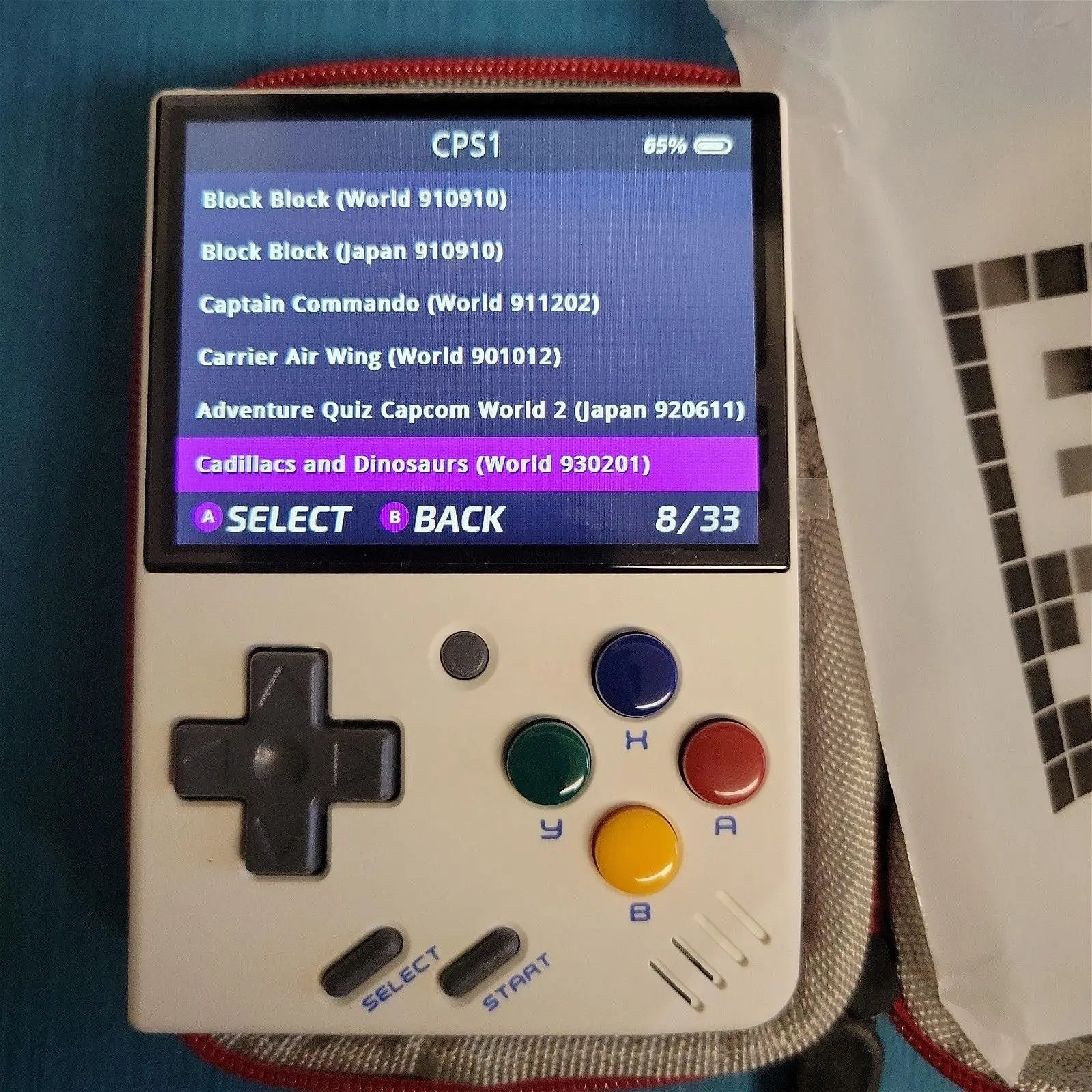 Miyoo Mini+ Plus + 64GB or 128GB Onion OS fully configured gaming handheld console, 40+ systems plug and play - Arcadeclassics