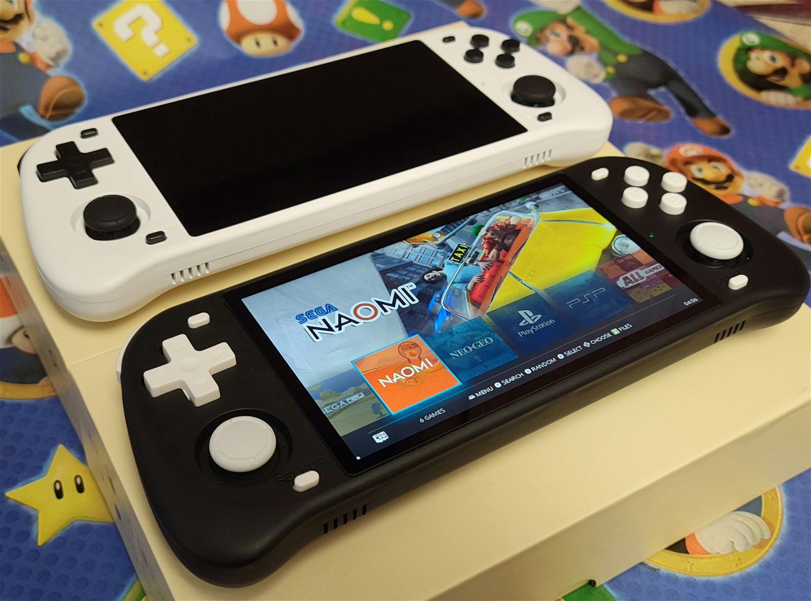 New Rgb10 Max 2, 5" plug & play handheld gaming console, 128GB Retro emulation system, 18k+ titles - Arcadeclassics